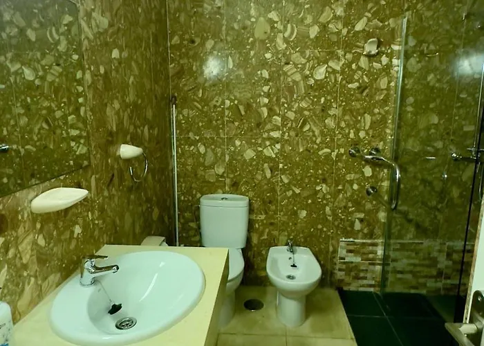 Island Village Апартаменти